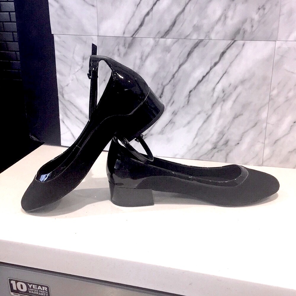 Aldo’s ankle buckle low heel shoes - Picture 5 of 7